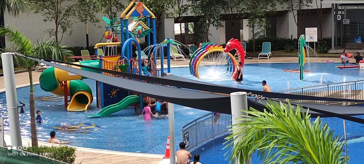 Malacca Atlantis Homestay Pool View 1210 מראה חיצוני תמונה